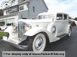 1004 Super Eight Club Sedan [656]